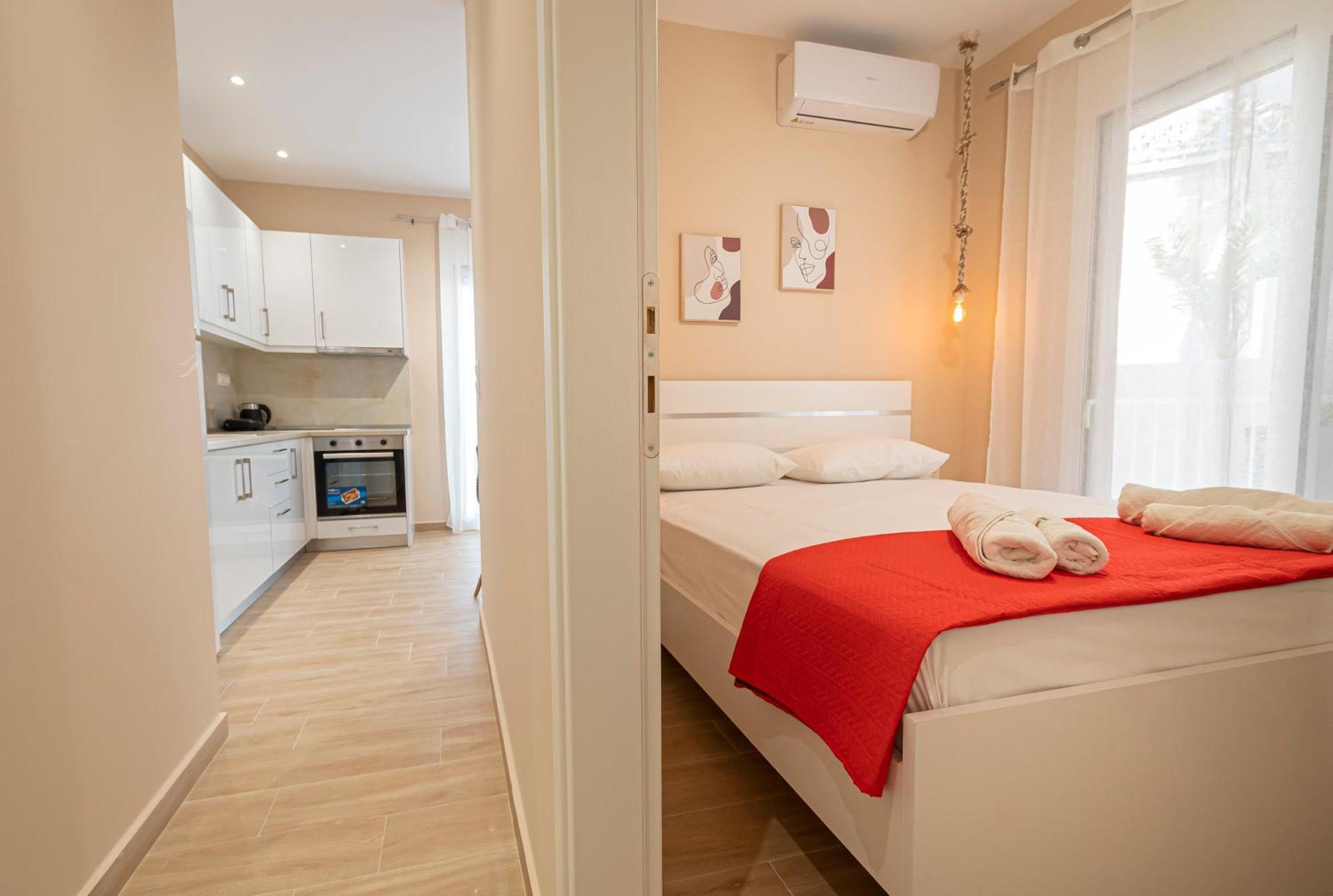 Sabbia Apartments Seafront By Rentalspro Services - Nea Moudania Halkidiki Exterior photo